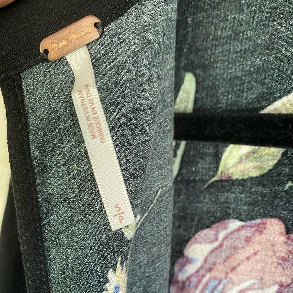 Free People Tunic 💕 - Picture 3 of 3